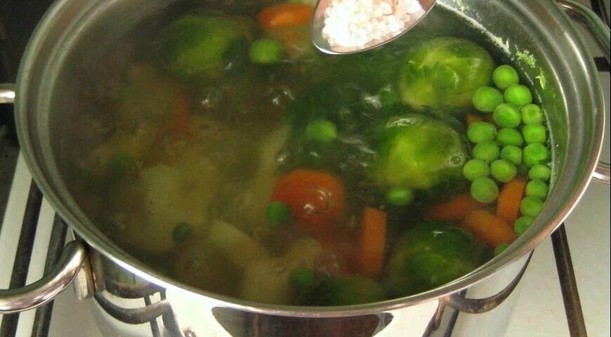 Soup "Spring" from frozen vegetables