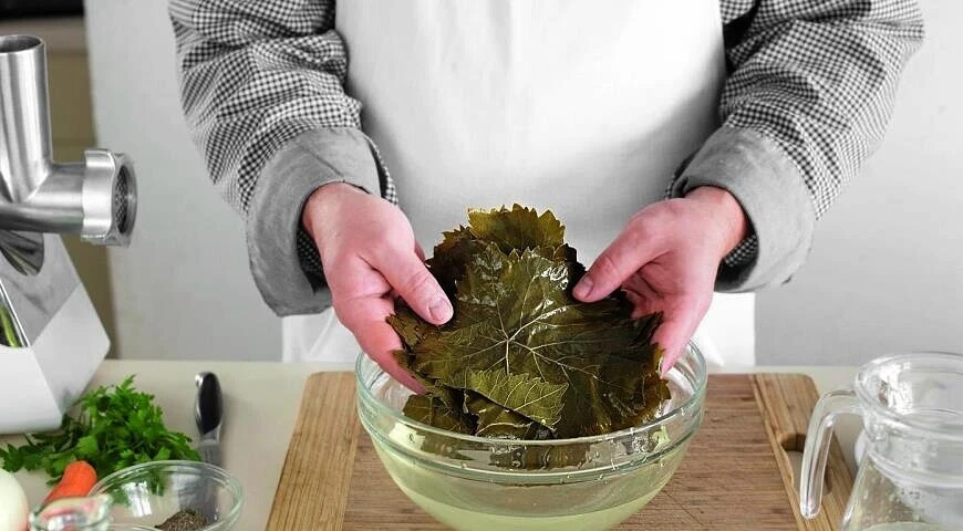 Dolma from canned grape leaves