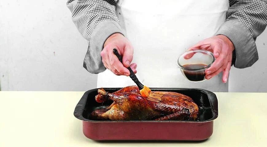 Duck in pomegranate and rum glaze