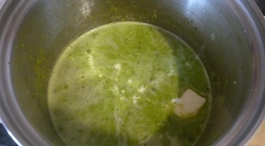 Pea cream soup