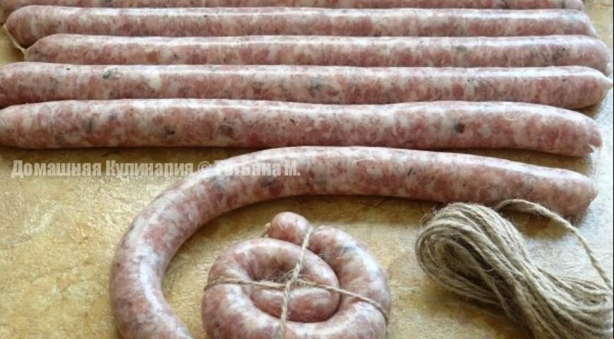 Snail sausages with paprika