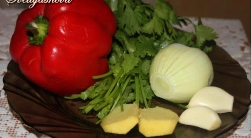 Patatas asadas con jengibre, verduras y cúrcuma