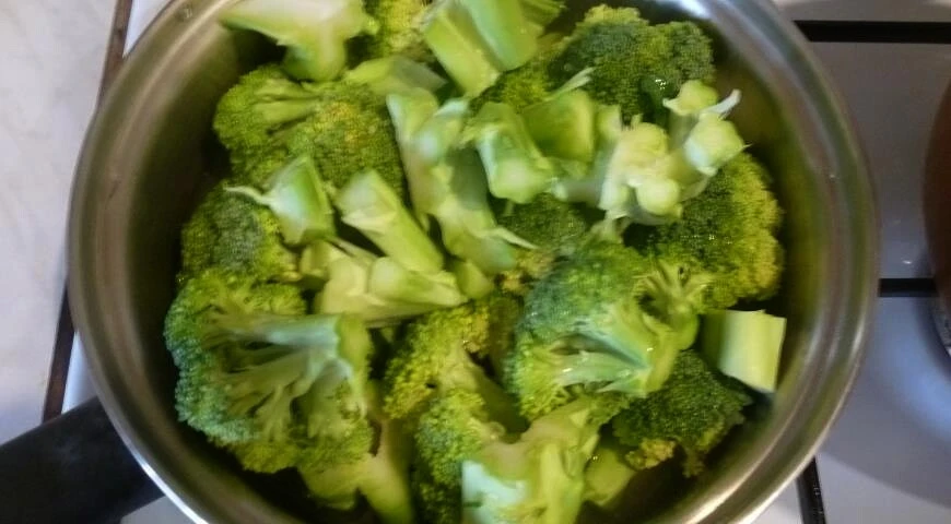 Broccoli Casserole with Pine Nuts