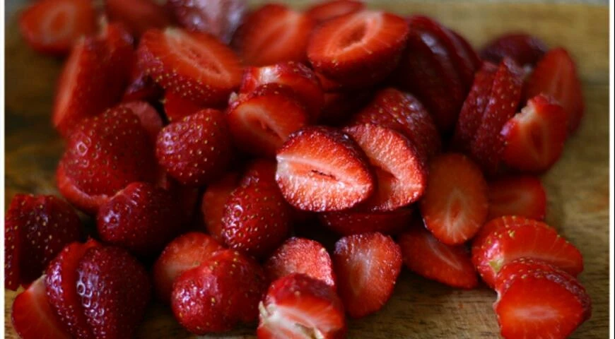 Trifle "Tiramisu with strawberries"