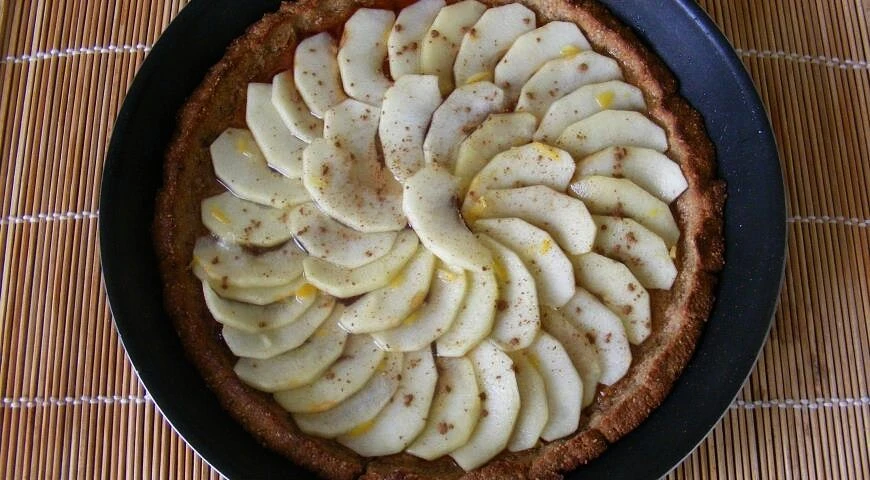 Lenten apple pie