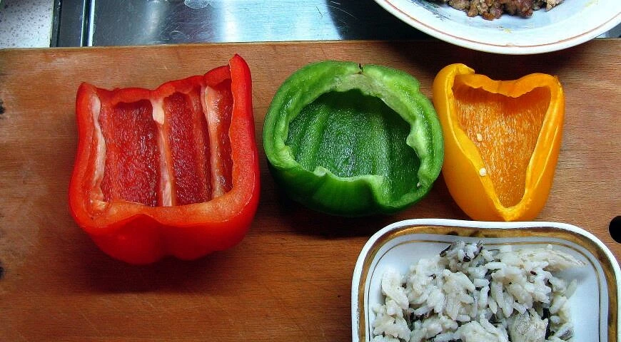 Stuffed bell pepper baked in the oven