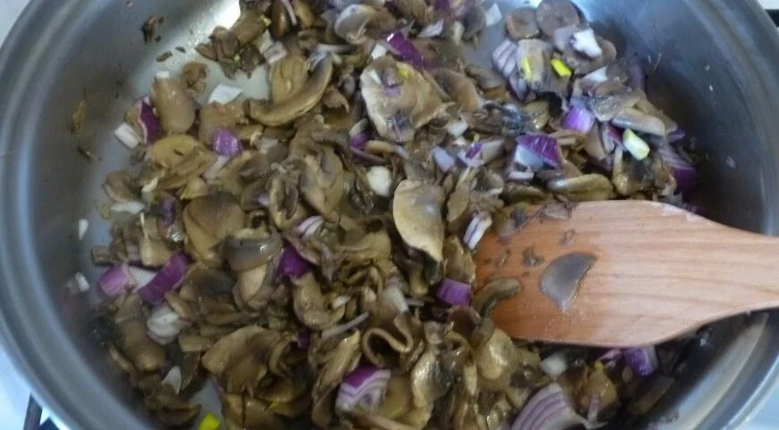 Hähnchenbrust gefüllt mit Champignons