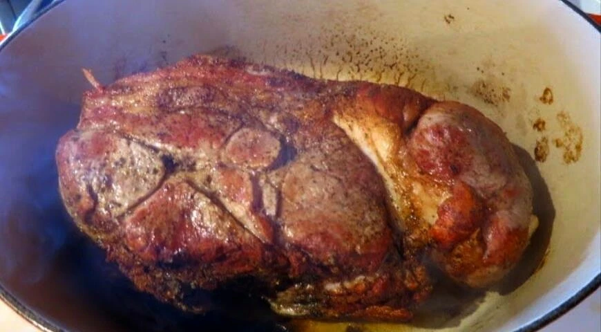 Schottisches gebackenes Schweinefleischsandwich