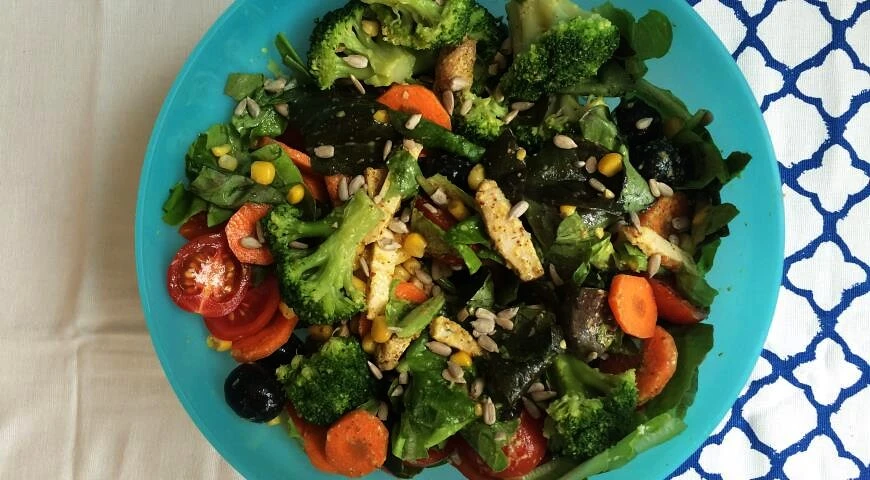 Bright and light summer salad with turkey and broccoli