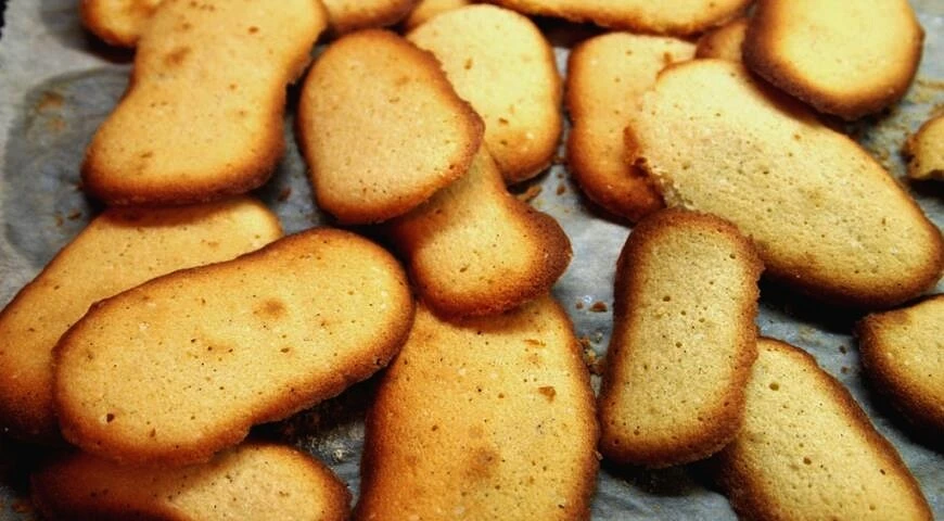Cookies "Cat tongues"