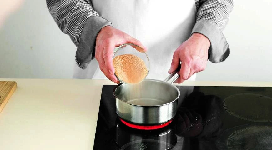 Getrockneter Aprikosenaufstrich für Pfannkuchen