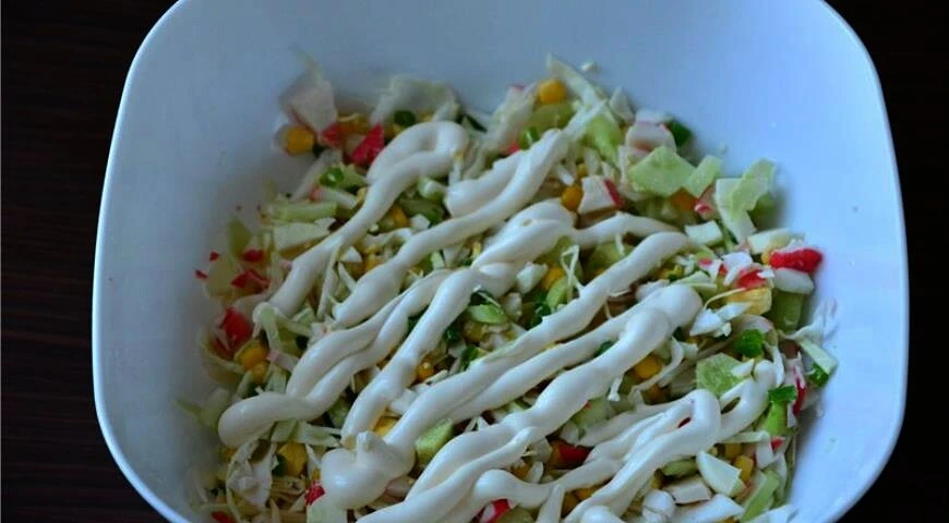 Salad with cabbage, cucumber and corn