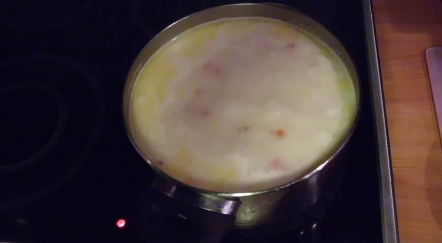 Zuppa di panna bianca bavarese