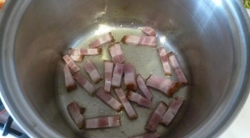 Soupe aux champignons au bacon