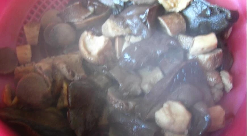 Lecho with mushrooms