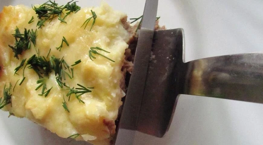 Potato casserole with boiled meat from Elena Bon