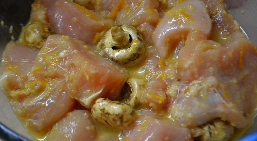 Chicken skewers in ginger-citrus marinade