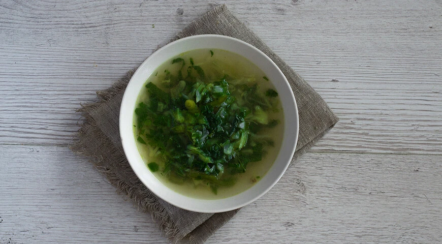 Green borscht with nettle