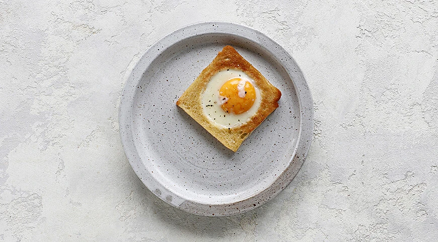 huevos revueltos en pan