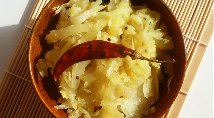 Cabbage with coconut