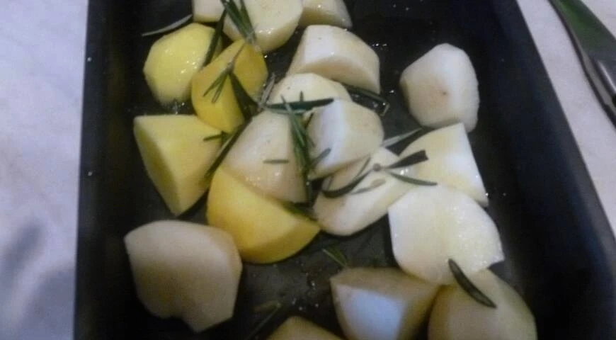 Bohnen mit Speck und Bratkartoffeln