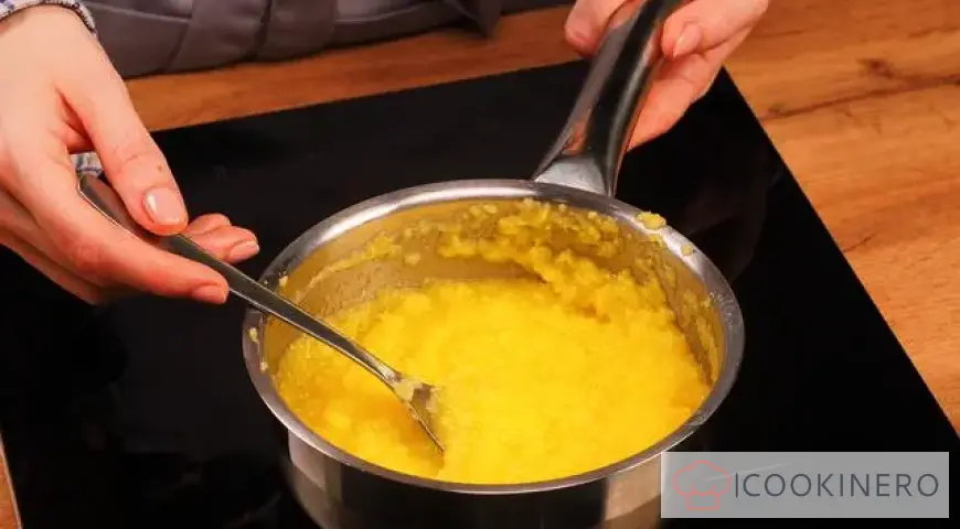 Panna Cotta with Mango