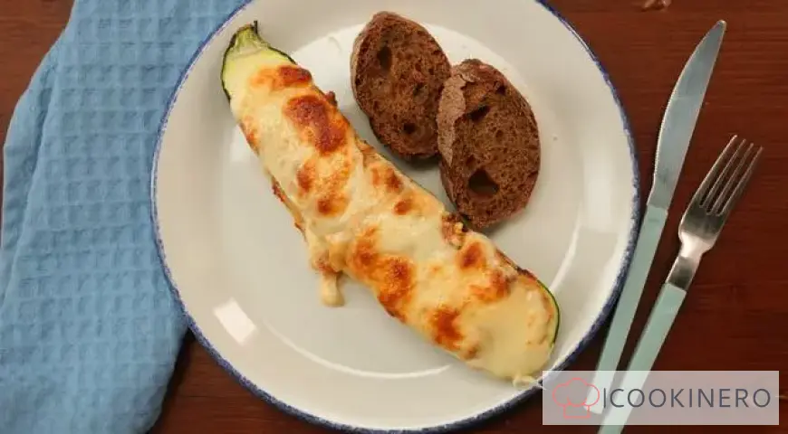 Stuffed zucchini