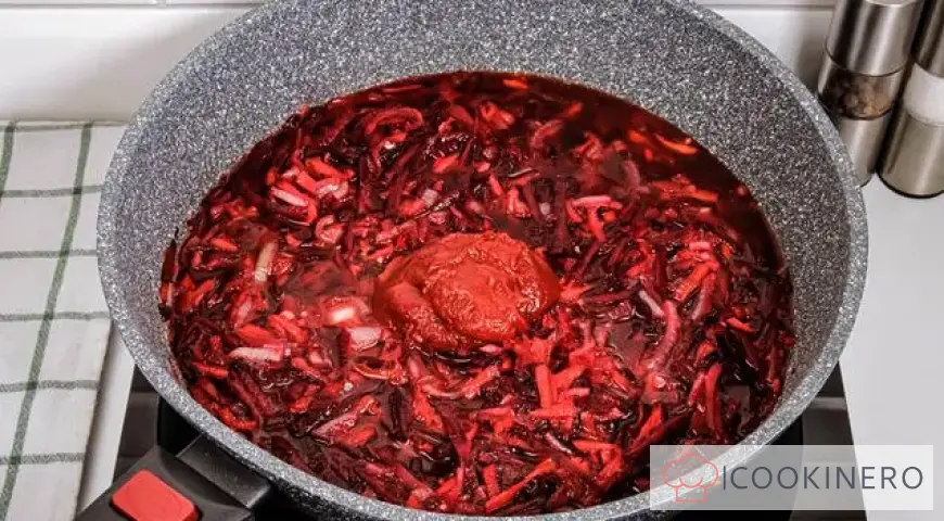 Borscht con pomodori