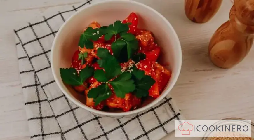 Warmer Salat mit knusprigen Auberginen