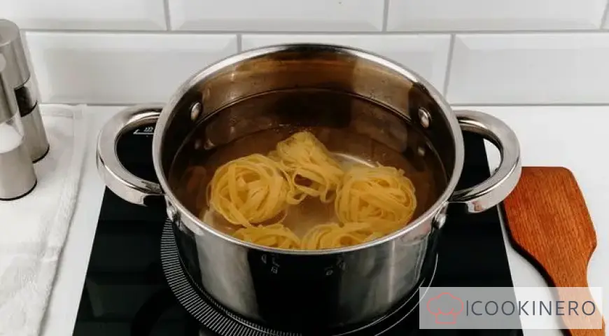 Ramen di pollo semplice