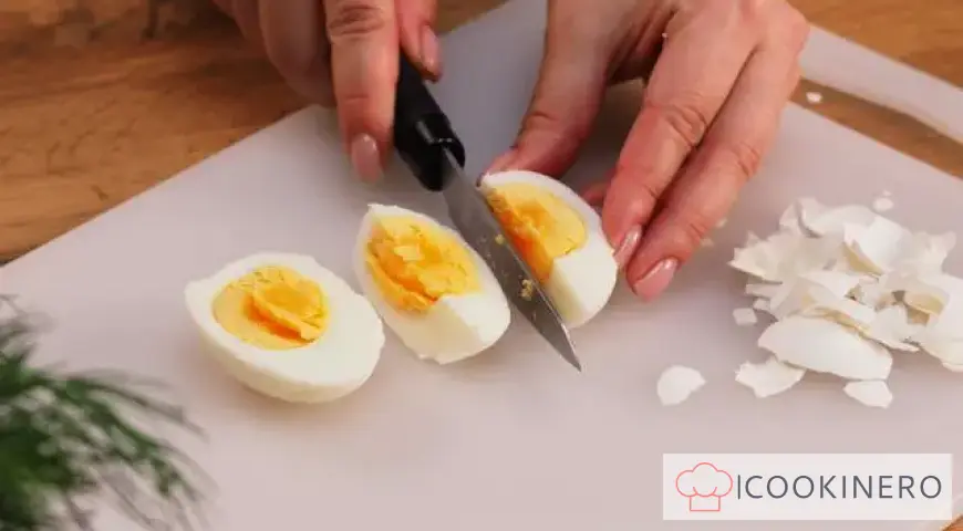 Chicken broth with egg