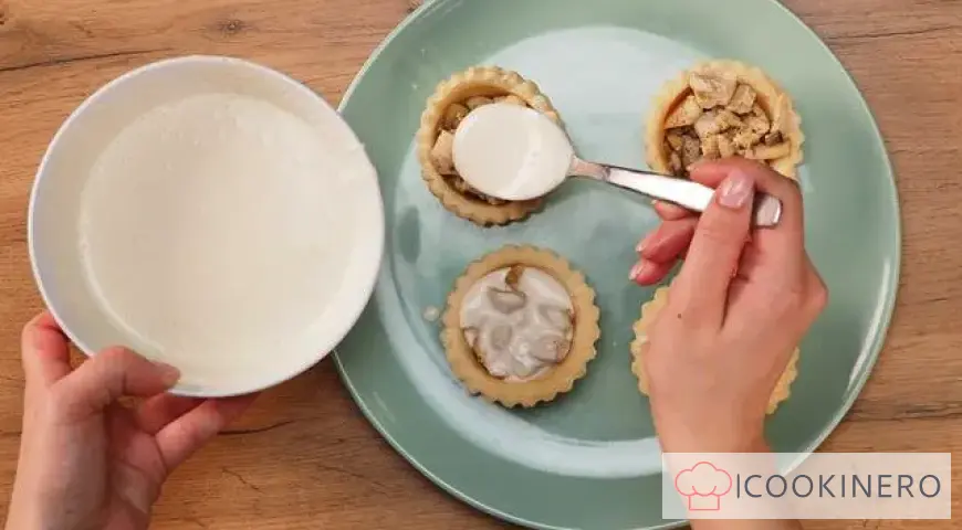 Julienne in tartlets