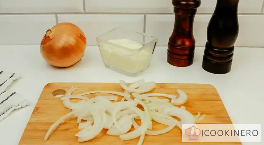 Zucchinicremesuppe mit Käse