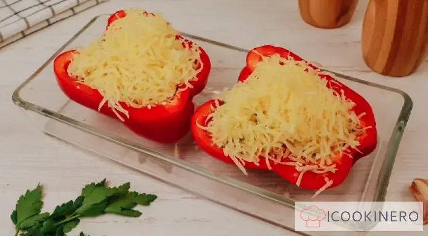 Baked peppers with cottage cheese and herbs