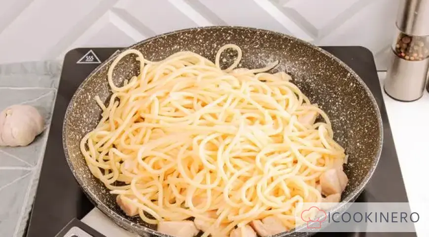 Pasta Carbonara mit Hähnchen