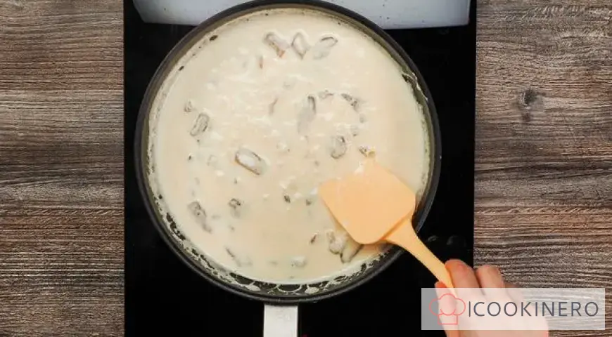 Salsa de champiñones con queso