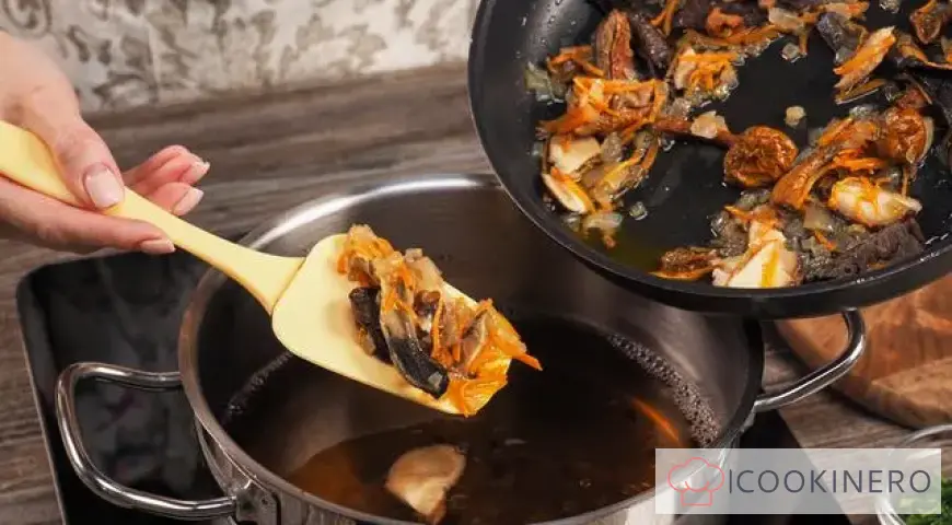 Tagliatelle ai funghi secchi