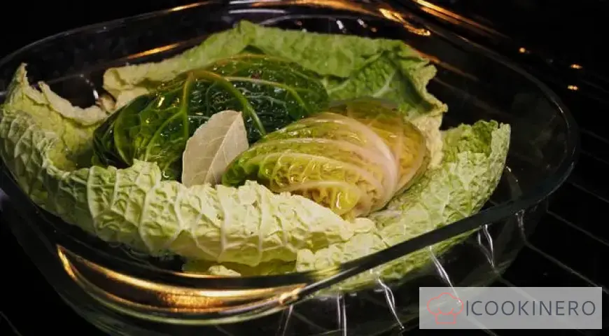 Cabbage rolls in the oven