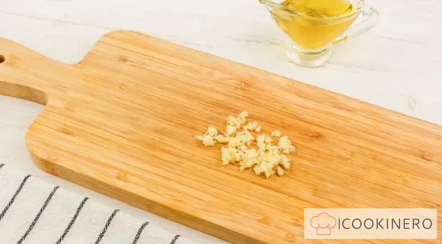 Condimento per insalata greca fatto in casa