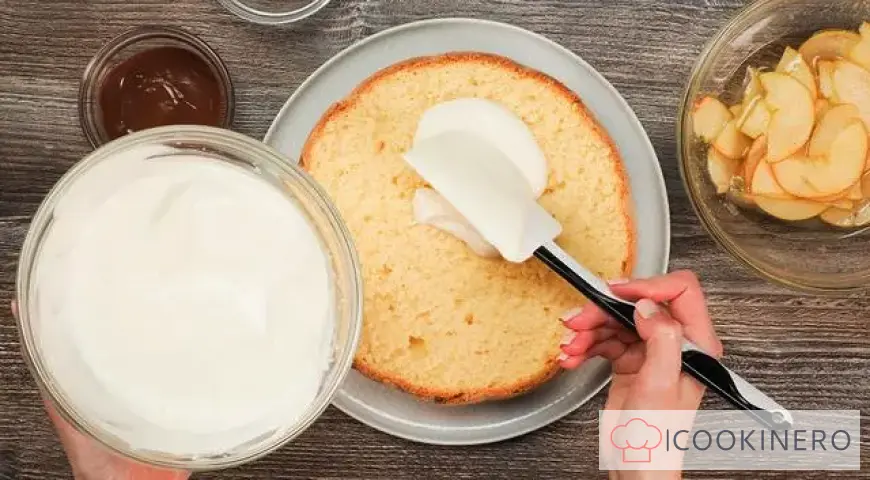 Fluffy cake