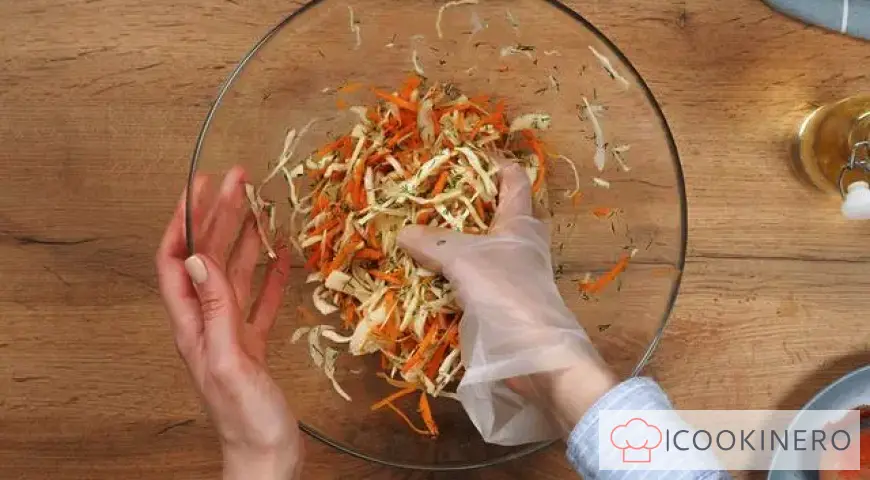 Baked chicken with cabbage