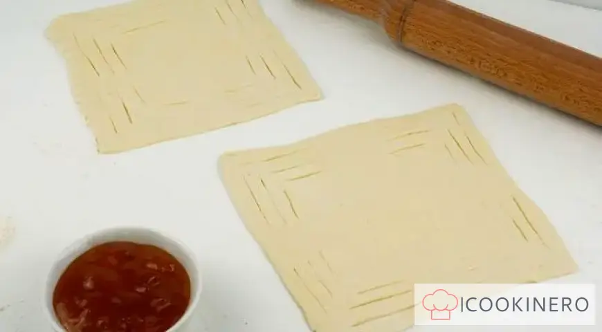 Sfogliatine con confettura di mango e pesca