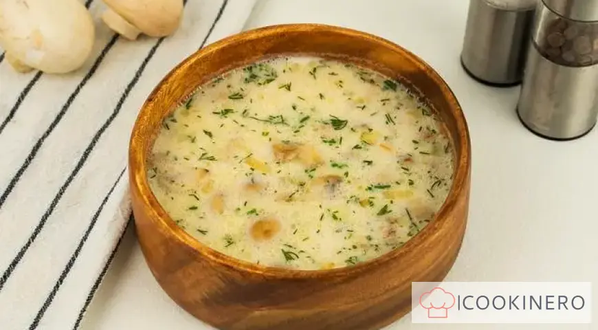 Sopa de leche con champiñones