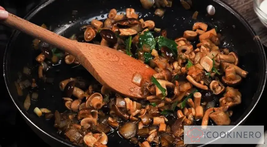 Fried honey mushrooms