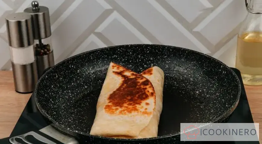 Tortilla con patate fritte e uovo