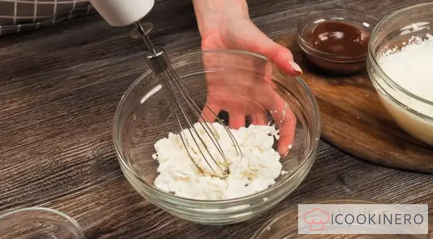 Fluffy cake