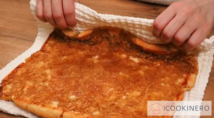 Apple roll