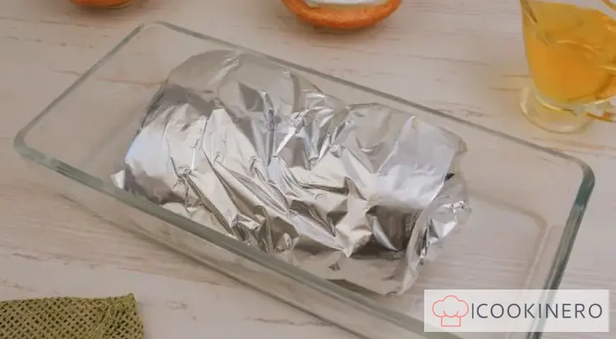 Gebackener Kürbis mit Käse und Baguette