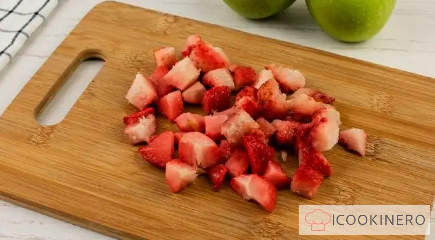 Apfel-Erdbeer-Crumble