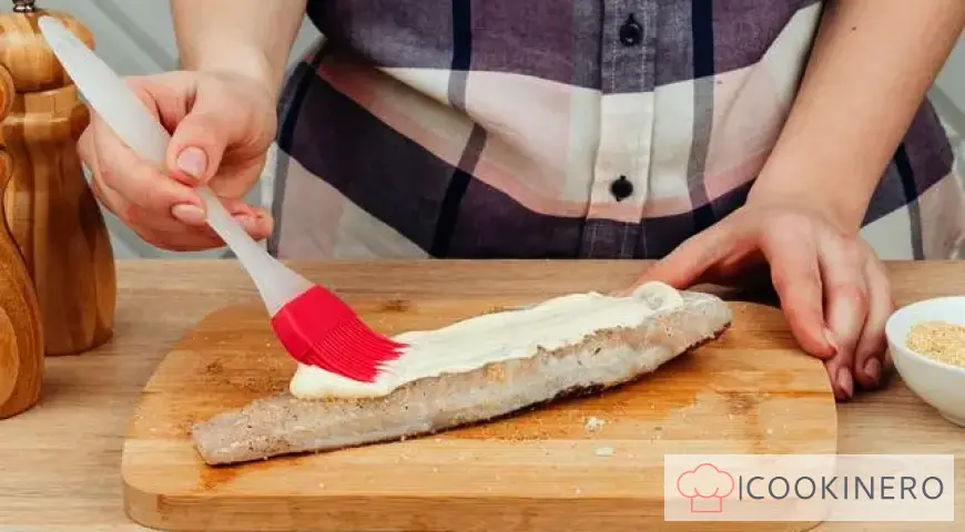 Fish with carrots and mayonnaise
